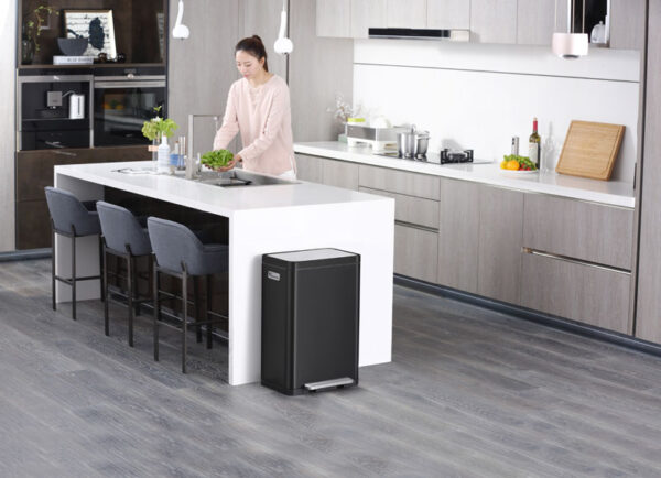 X-Cube pedaalemmer 45 liter zwart glanzend, mat RVS - VB 936845 - Afbeelding 6